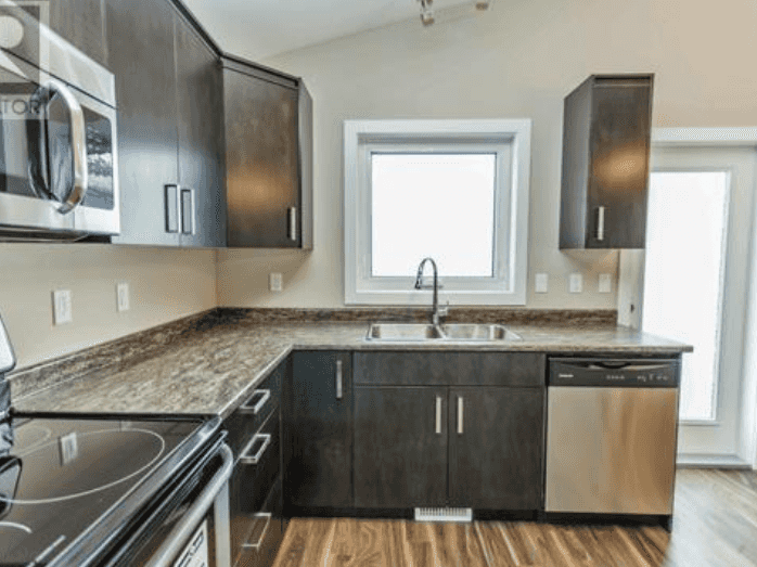 Commercial Property Image 2: 327 Labine Crescent,Saskatoon,Saskatchewan