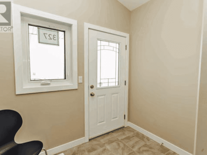 Commercial Property Image 1: 327 Labine Crescent,Saskatoon,Saskatchewan