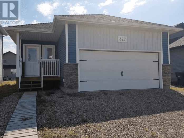 327 Labine Crescent - KW Homes | Custom home builder
