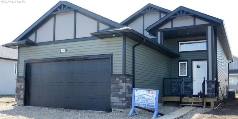 Commercial Property for sale: 347 Labine Crescent,Saskatoon,Saskatchewan