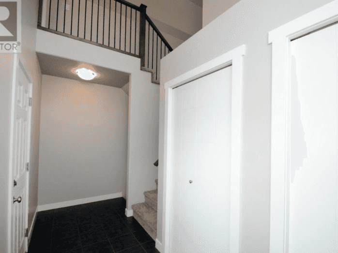 Commercial Property Image 2: 663 Fast Crescent,Saskatoon,Saskatchewan